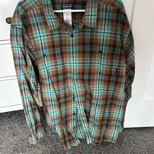Patagonia Men's Casual Plaid Shirt - Teal and Brown